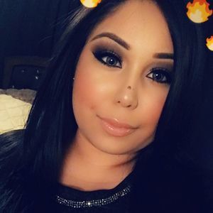 Meet your Posher, Alexia